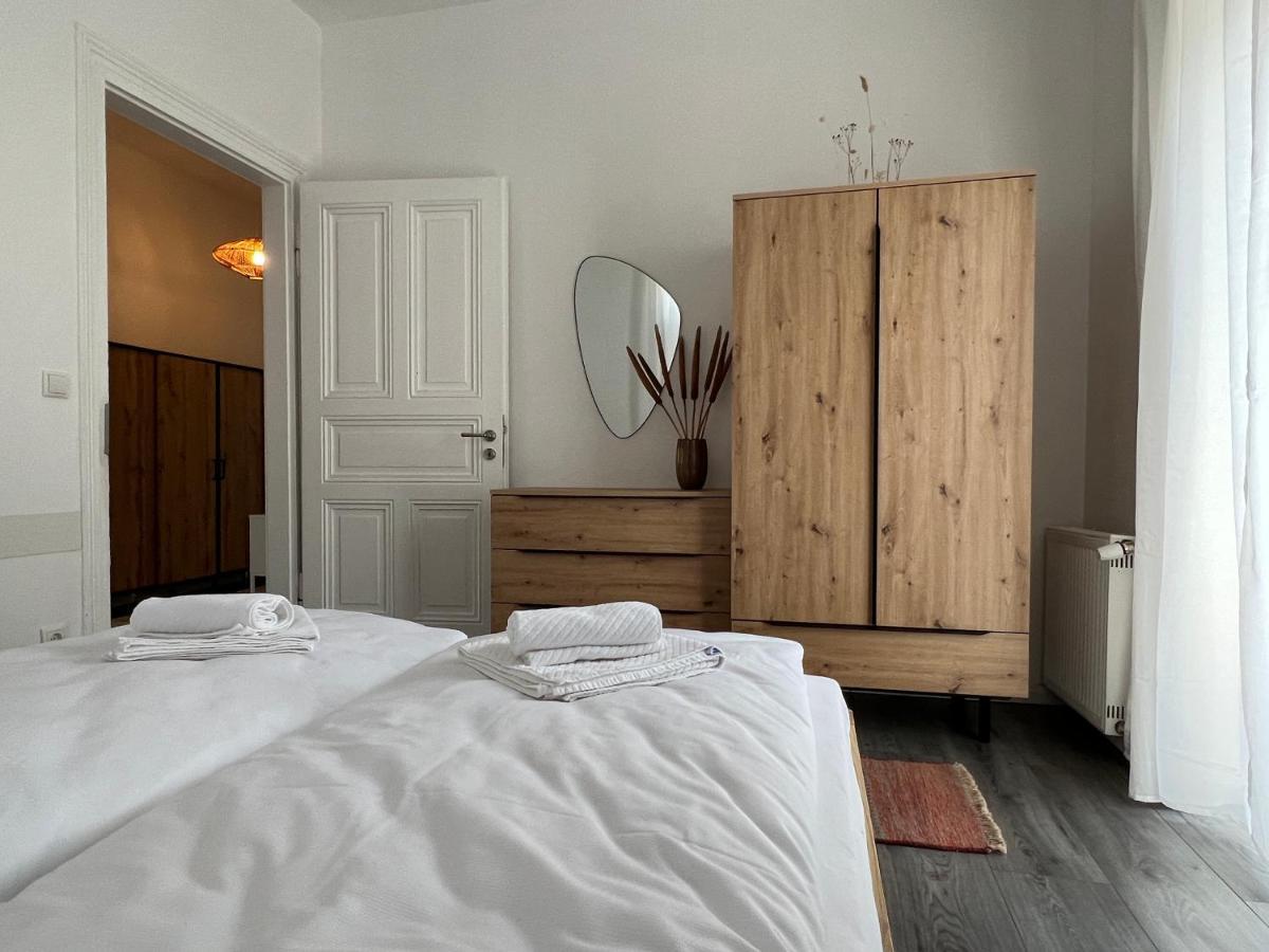 Direct Moselle View 200M² 4 Sz 10Pers Terrace Apartment Sankt Aldegund Exterior photo